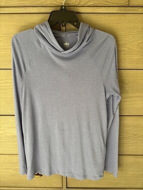 ALO Yoga Hooded Long Sleeve light blue size small